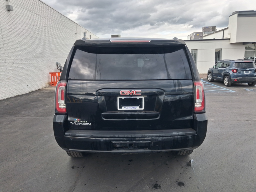 Photo 4 of this GMC YUKON