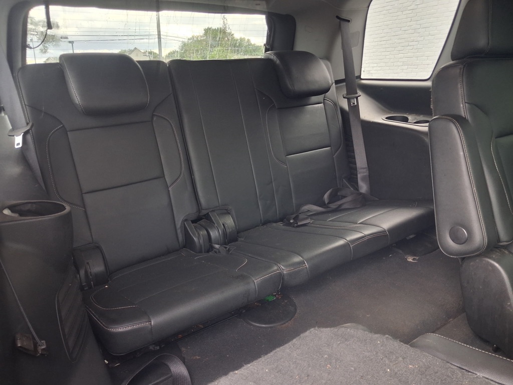 Photo 11 of this GMC YUKON
