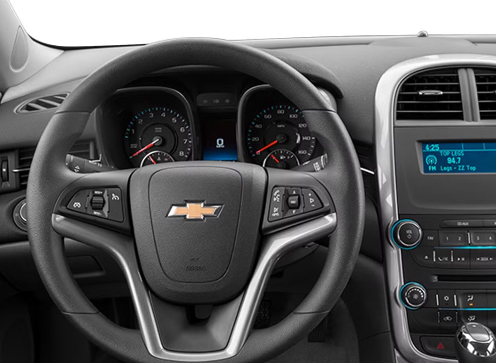 Photo 4 of this CHEVROLET MALIBU