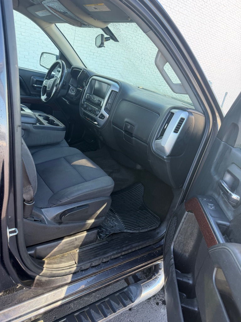 Photo 9 of this GMC SIERRA 1500