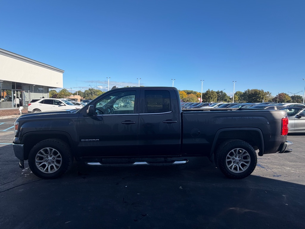 Photo 2 of this GMC SIERRA 1500