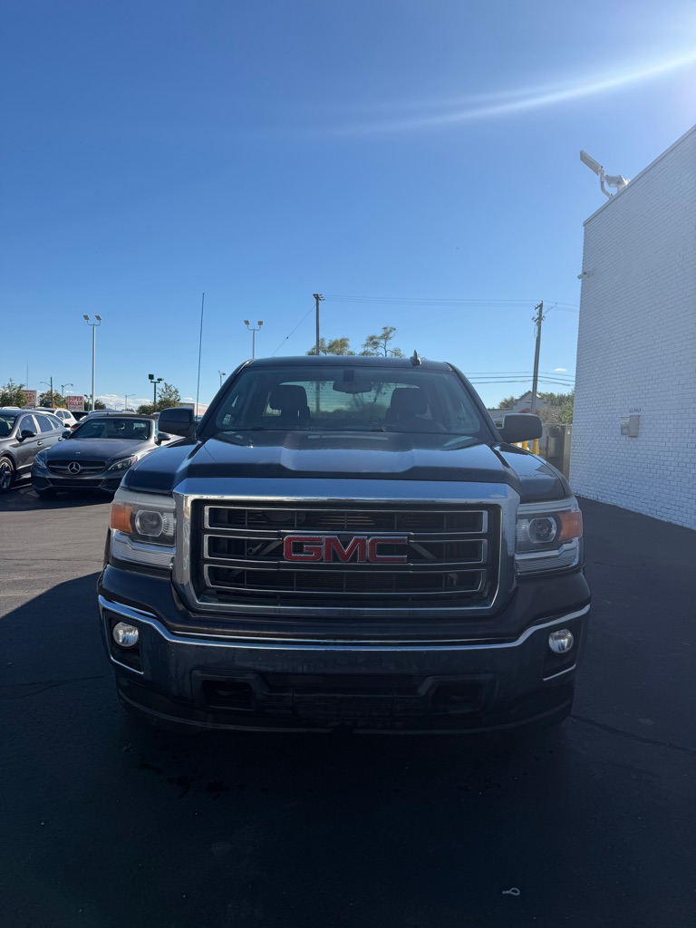 Photo 8 of this GMC SIERRA 1500