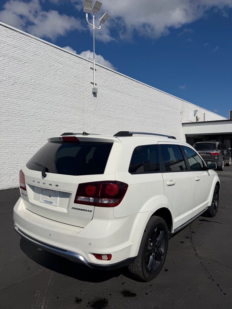 Photo 5 of this DODGE JOURNEY