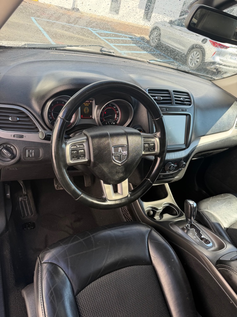 Photo 11 of this DODGE JOURNEY