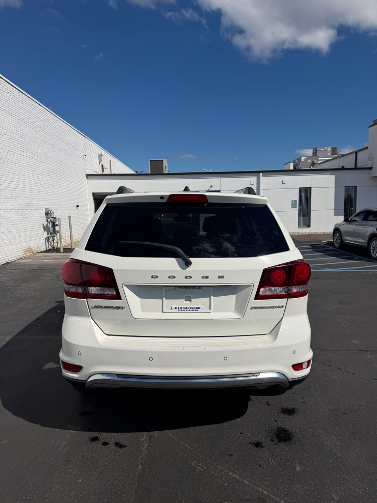 Photo 4 of this DODGE JOURNEY
