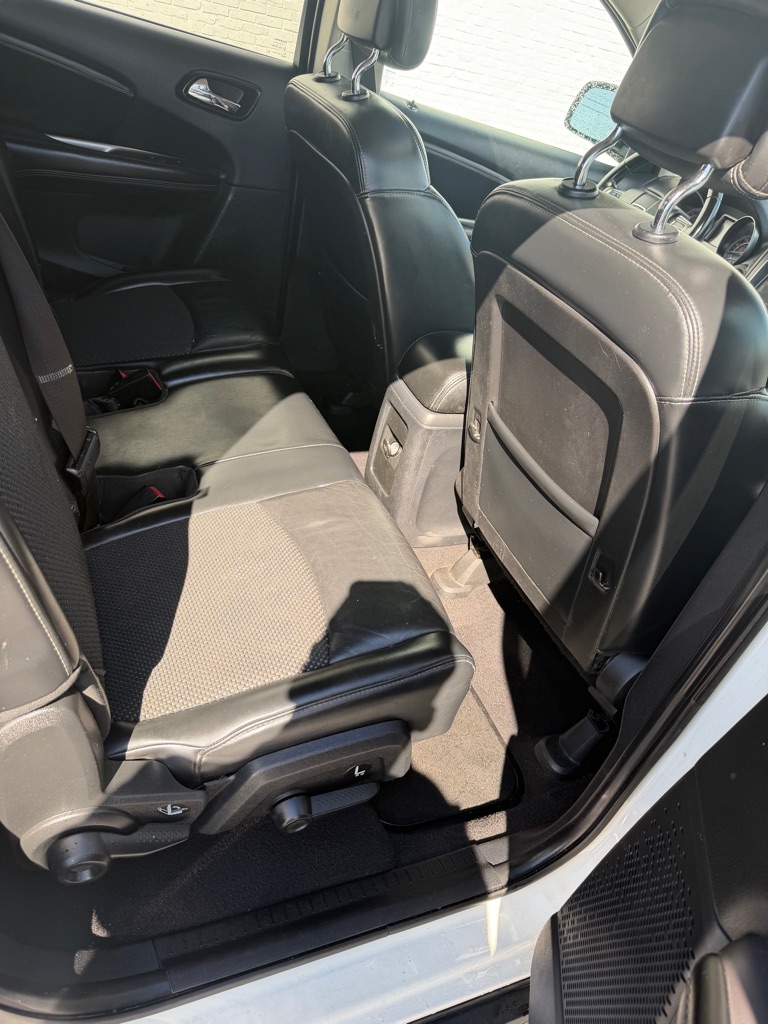 Photo 10 of this DODGE JOURNEY
