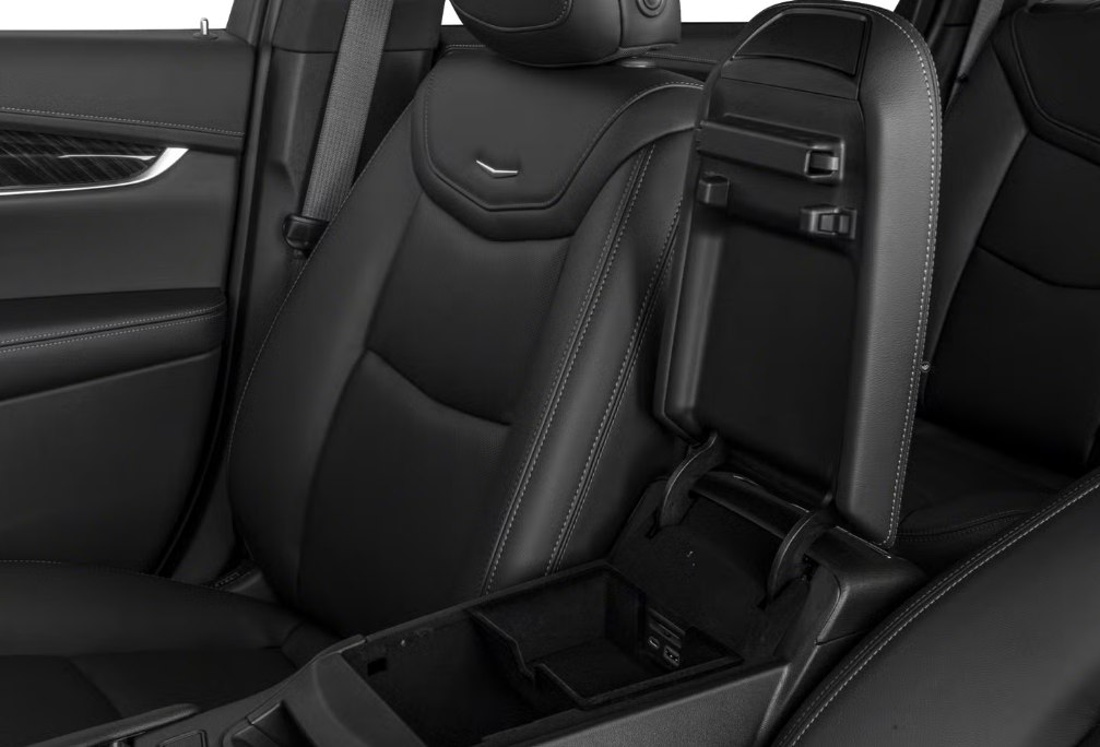 Photo 7 of this CADILLAC XT6