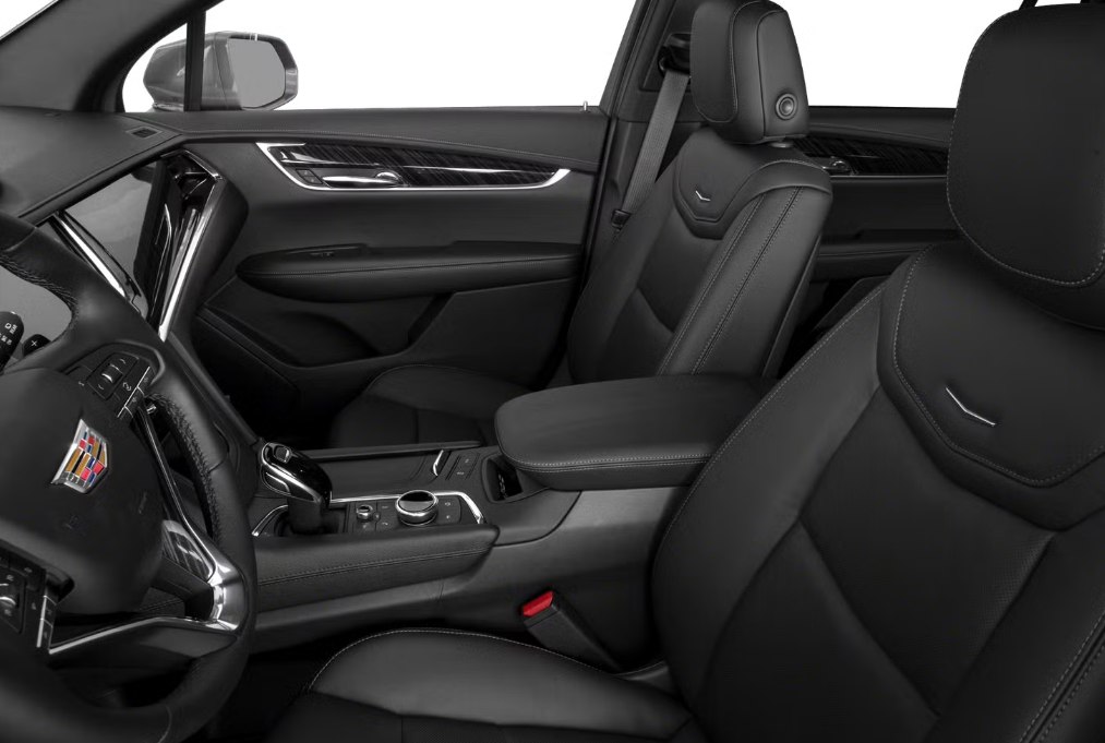Photo 8 of this CADILLAC XT6