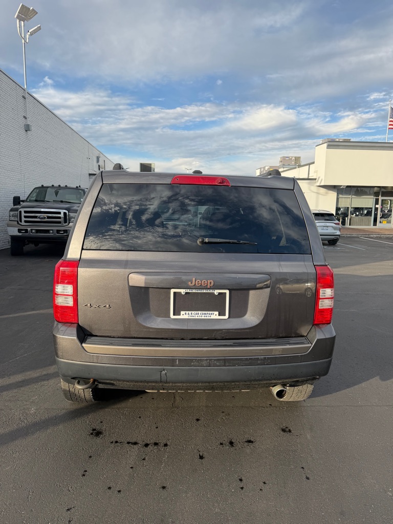 Photo 4 of this JEEP PATRIOT