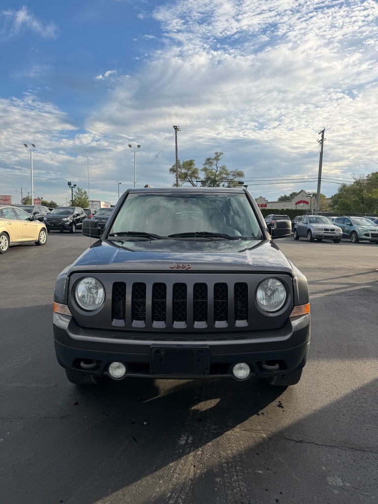 Photo 7 of this JEEP PATRIOT