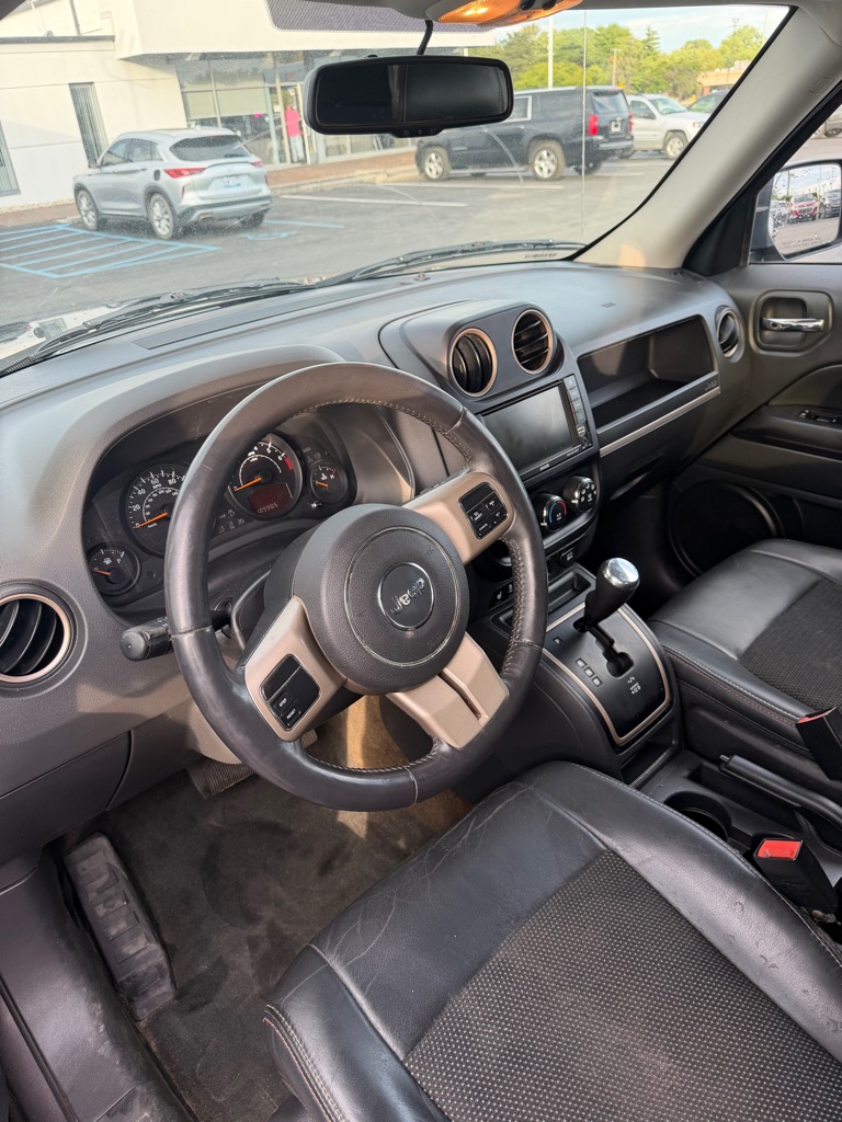 Photo 8 of this JEEP PATRIOT