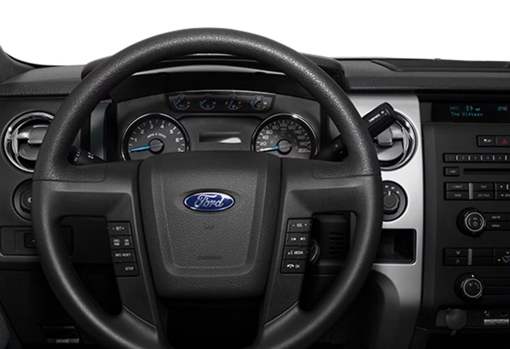 Photo 4 of this FORD F-150