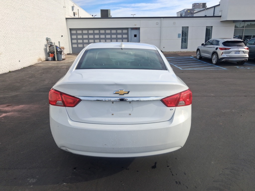 Photo 4 of this CHEVROLET IMPALA