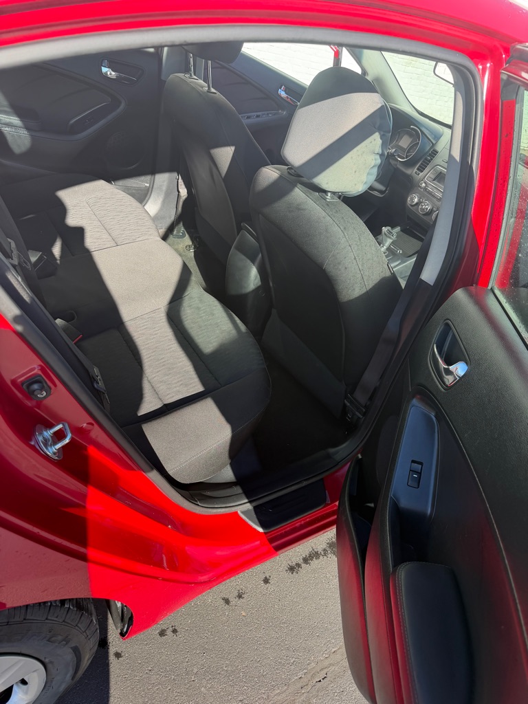Photo 10 of this KIA FORTE