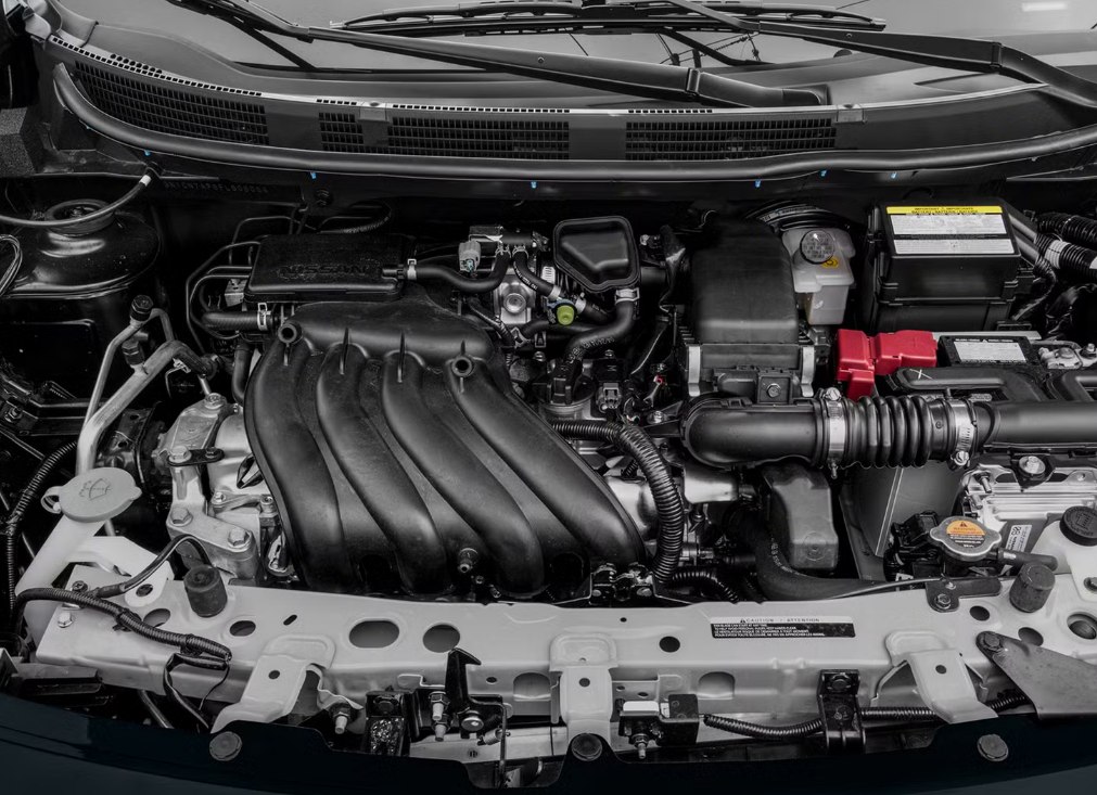 Photo 11 of this NISSAN VERSA