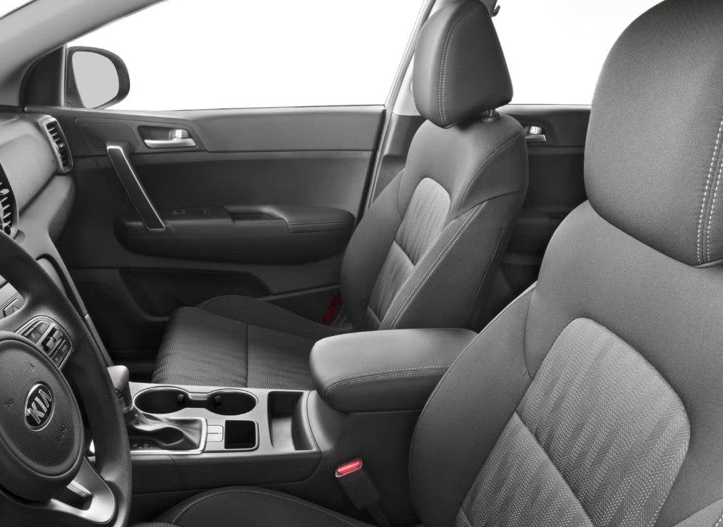 Photo 8 of this KIA SPORTAGE