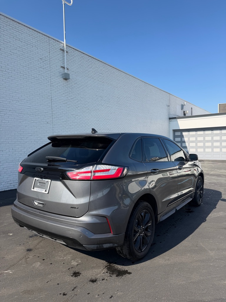 Photo 5 of this FORD EDGE
