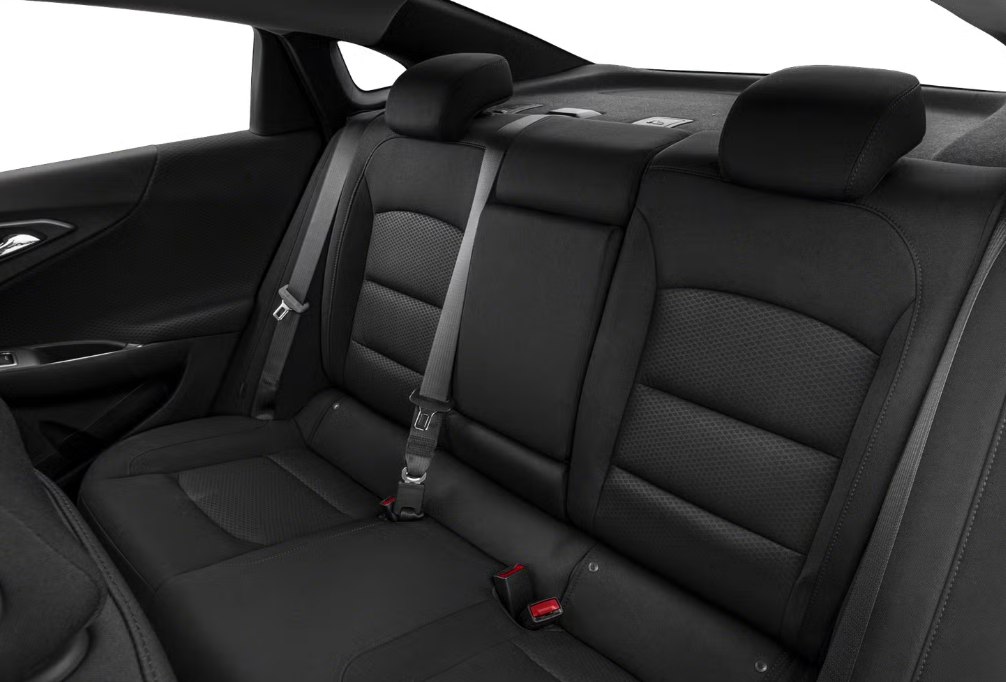Photo 9 of this CHEVROLET MALIBU