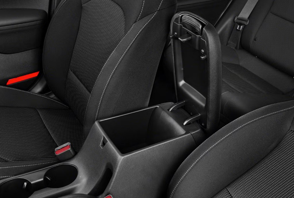 Photo 7 of this KIA FORTE