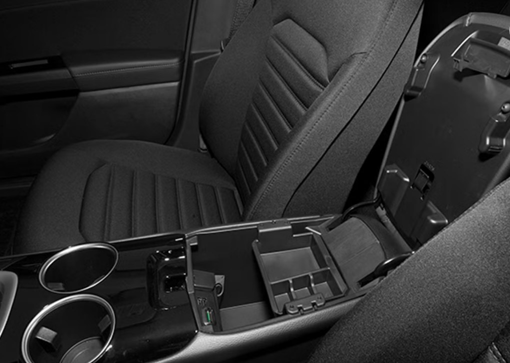 Photo 7 of this FORD FUSION