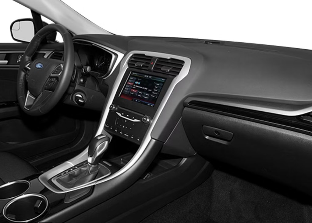 Photo 6 of this FORD FUSION