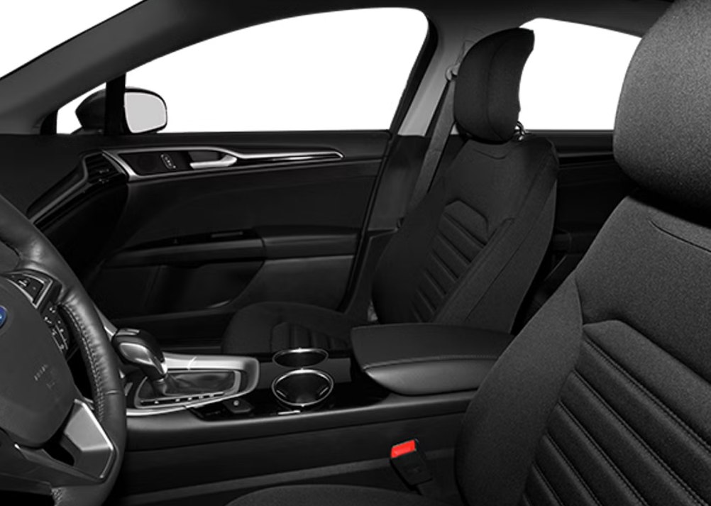 Photo 8 of this FORD FUSION