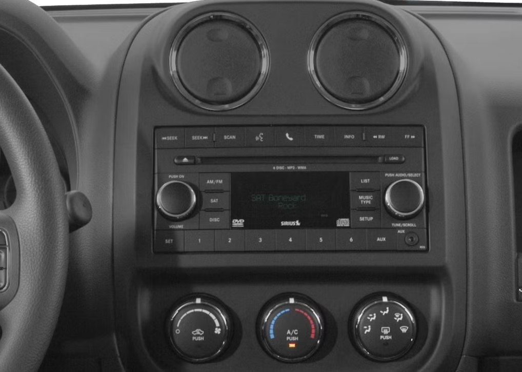 Photo 5 of this JEEP PATRIOT