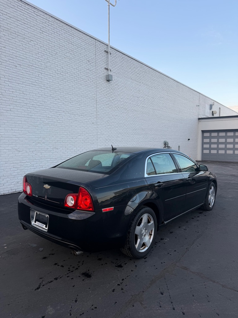 Photo 5 of this CHEVROLET MALIBU