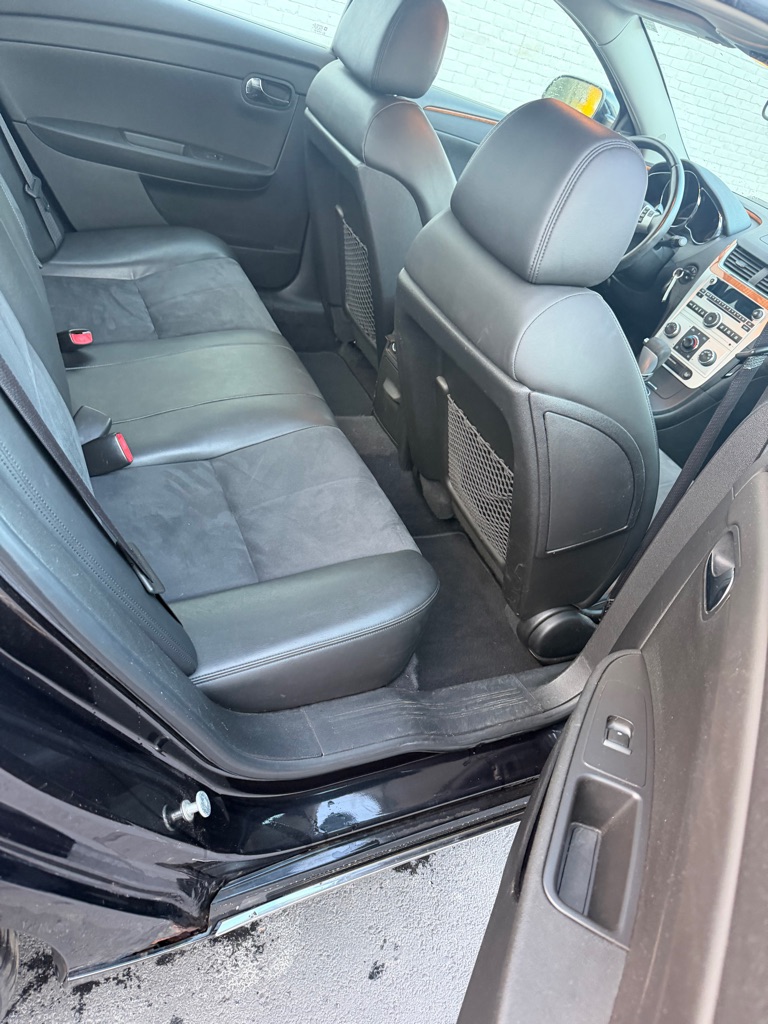 Photo 10 of this CHEVROLET MALIBU