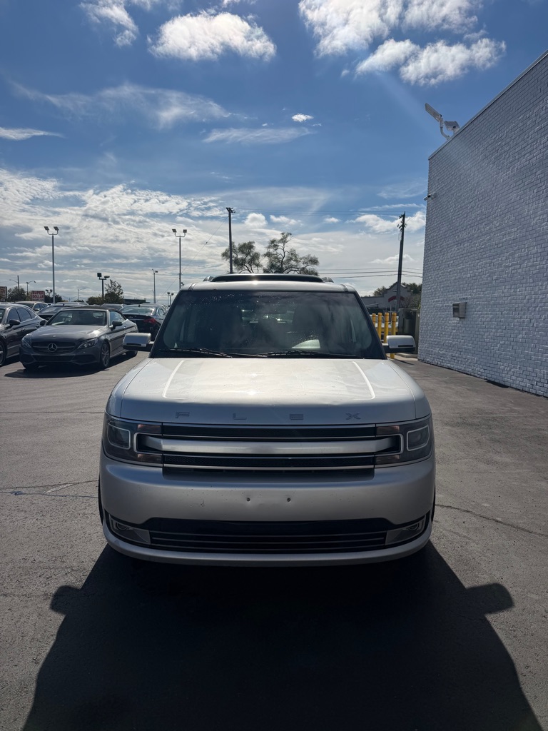 Photo 8 of this FORD FLEX