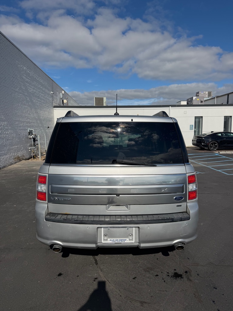 Photo 4 of this FORD FLEX
