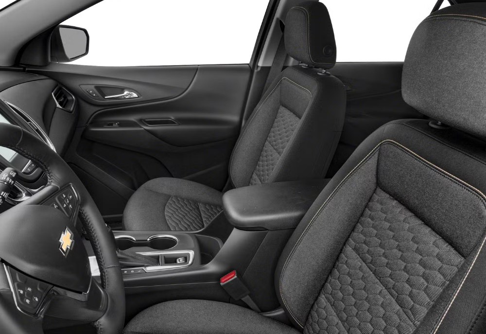Photo 8 of this CHEVROLET EQUINOX