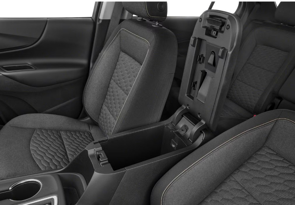 Photo 7 of this CHEVROLET EQUINOX
