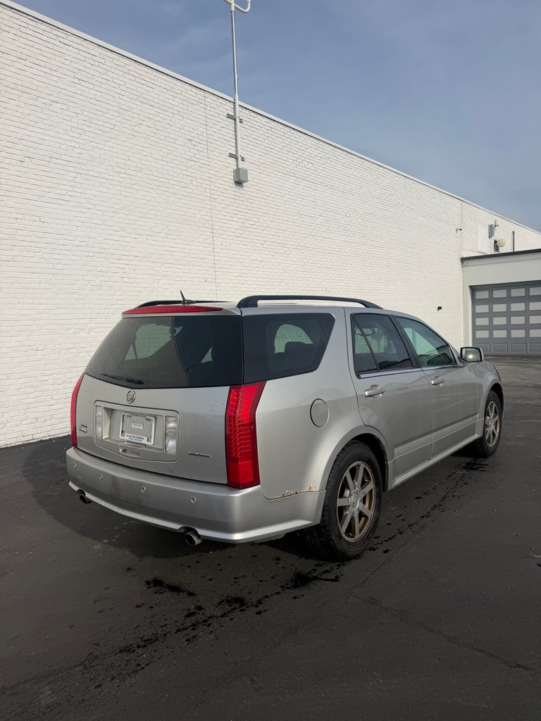Photo 5 of this CADILLAC SRX