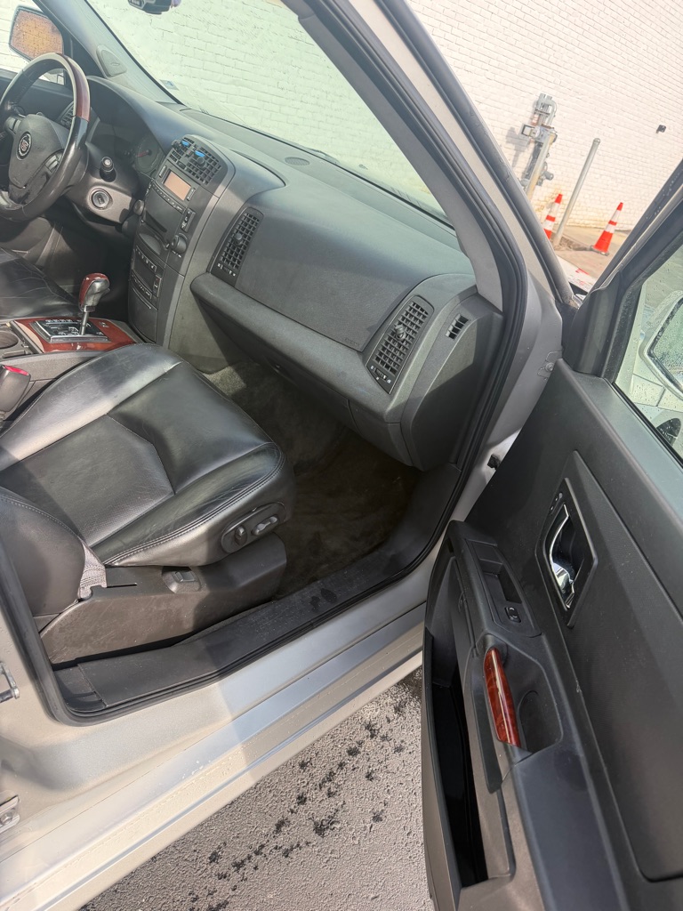 Photo 9 of this CADILLAC SRX