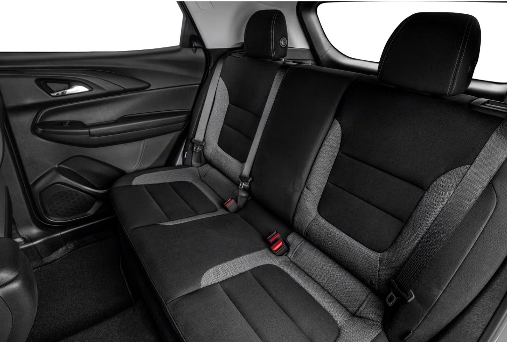 Photo 9 of this CHEVROLET TRAILBLAZER