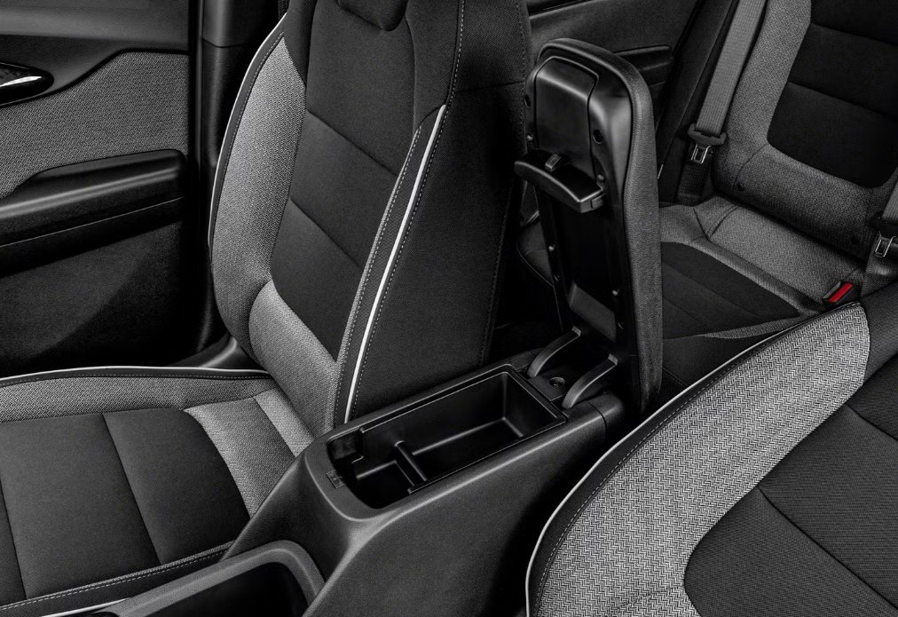 Photo 7 of this CHEVROLET TRAILBLAZER