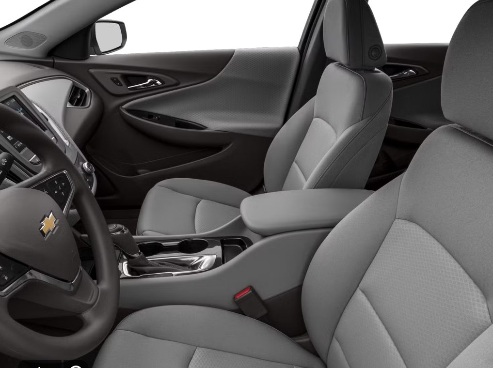 Photo 8 of this CHEVROLET MALIBU