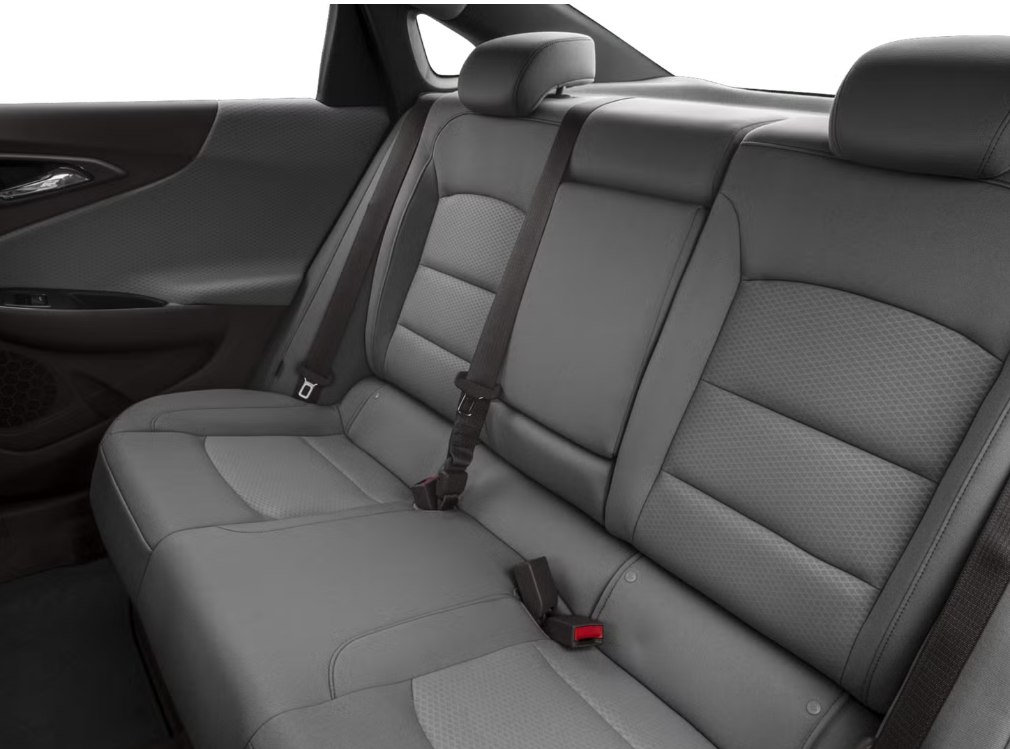 Photo 9 of this CHEVROLET MALIBU