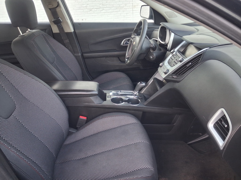 Photo 9 of this CHEVROLET EQUINOX