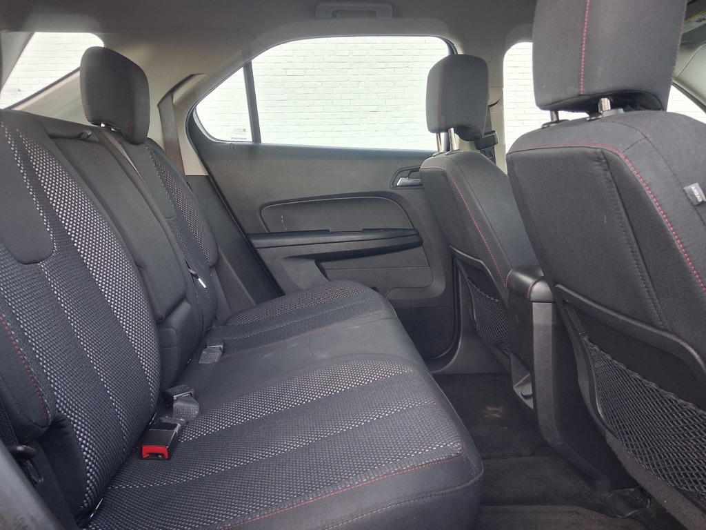 Photo 10 of this CHEVROLET EQUINOX