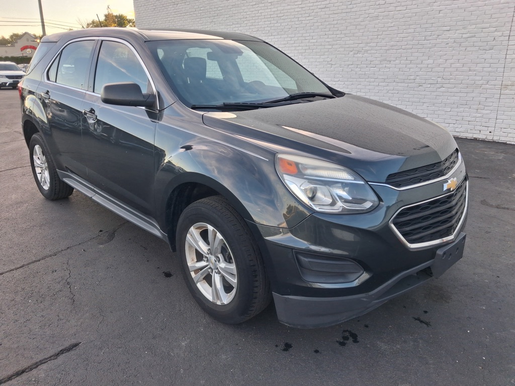 Photo 7 of this CHEVROLET EQUINOX