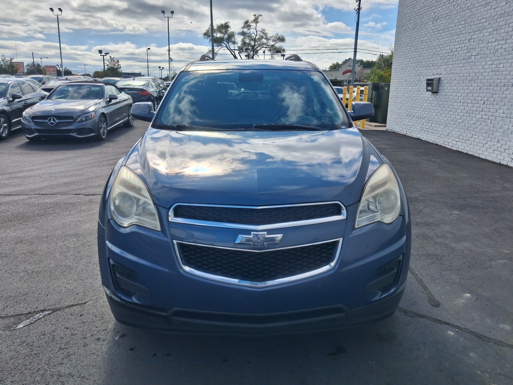 Photo 8 of this CHEVROLET EQUINOX