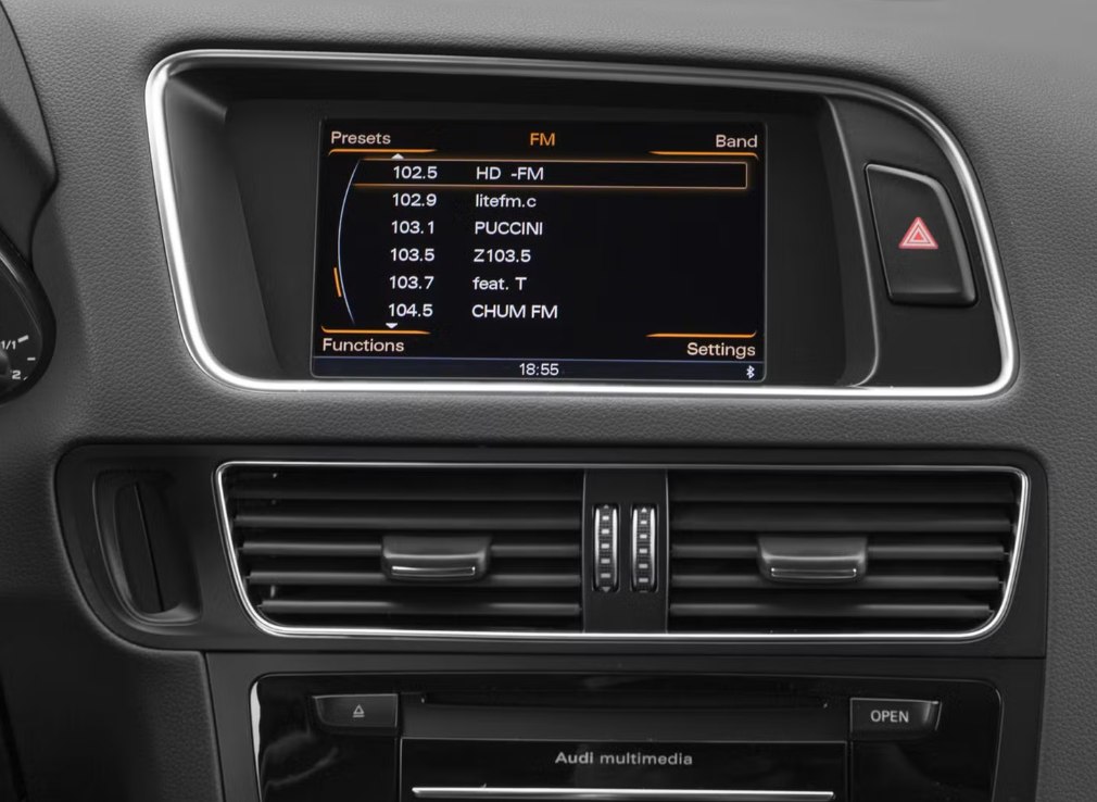 Photo 5 of this AUDI Q5