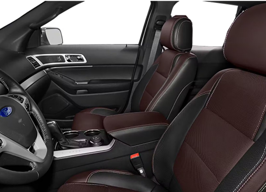 Photo 8 of this FORD EXPLORER
