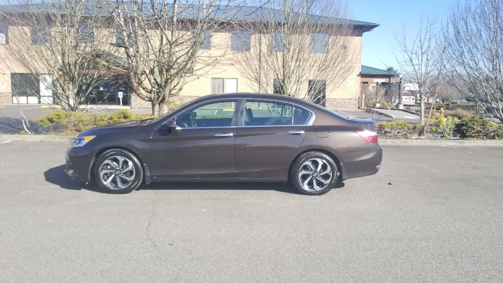 Photo 14 of this HONDA ACCORD
