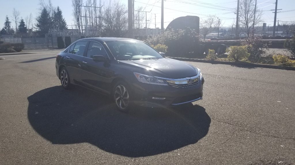 Photo 2 of this HONDA ACCORD