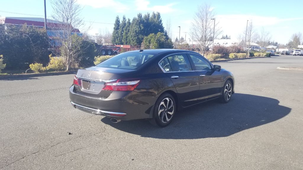 Photo 4 of this HONDA ACCORD