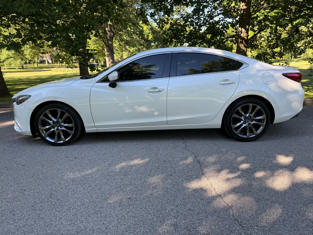 White 2016 Mazda MAZDA6 i Grand Touring Sedan Front-Wheel Drive Automatic