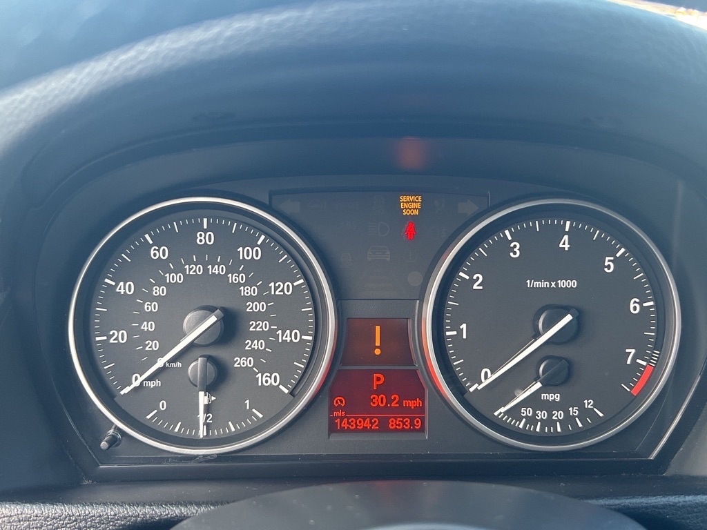 Photo 9 of this BMW X1